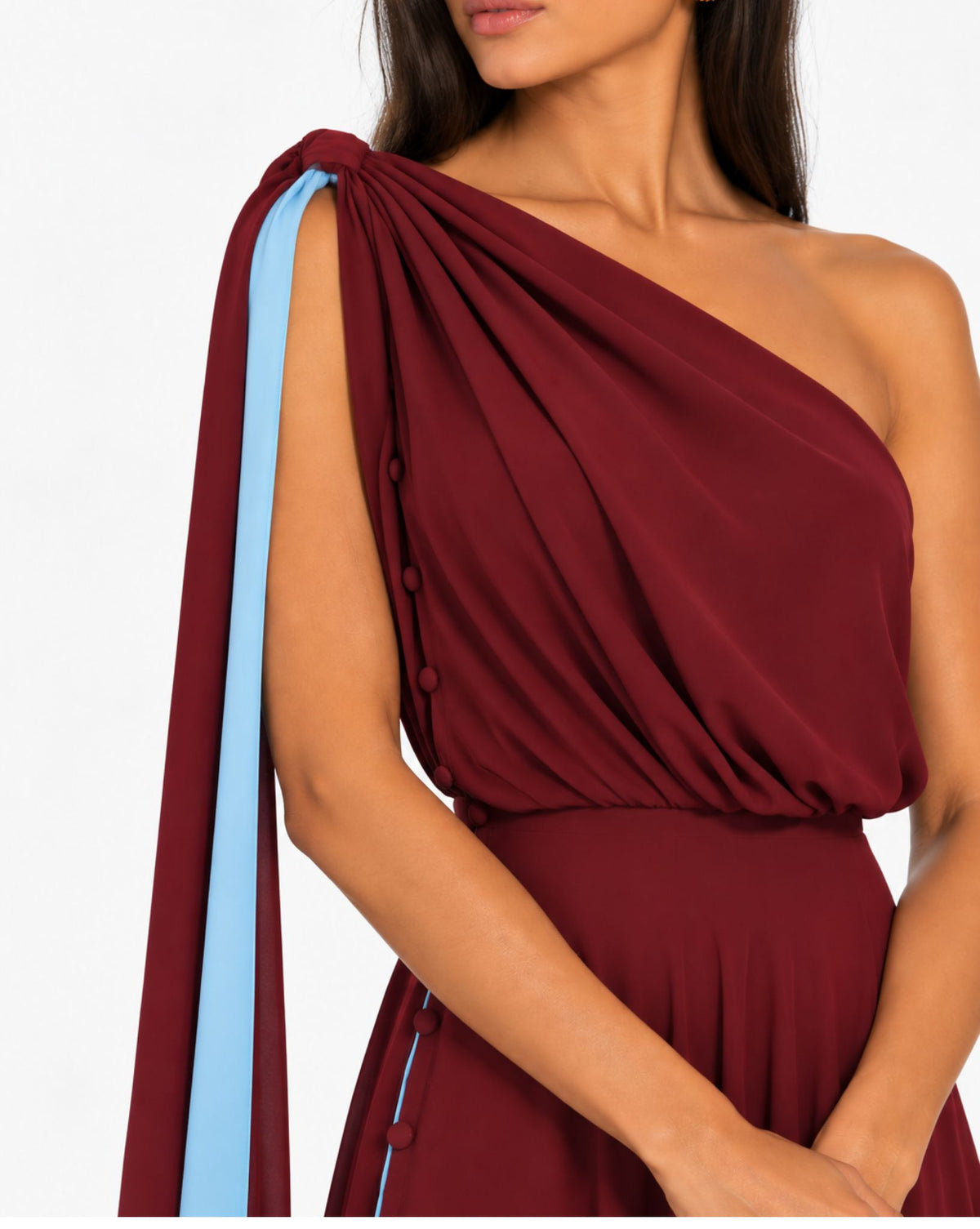 Aleana – Wendbares One-Shoulder-Abendkleid mit Schal