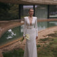 Jin – Elegantes Meerjungfrauen-Brautkleid mit tiefem V-Ausschnitt und Perlengürtel