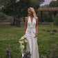 Rubia – Elegantes Satin-Brautkleid mit Drapierung und romantischem Rosen-Detail