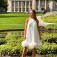 Mini Brautkleid Chiara mit Federn